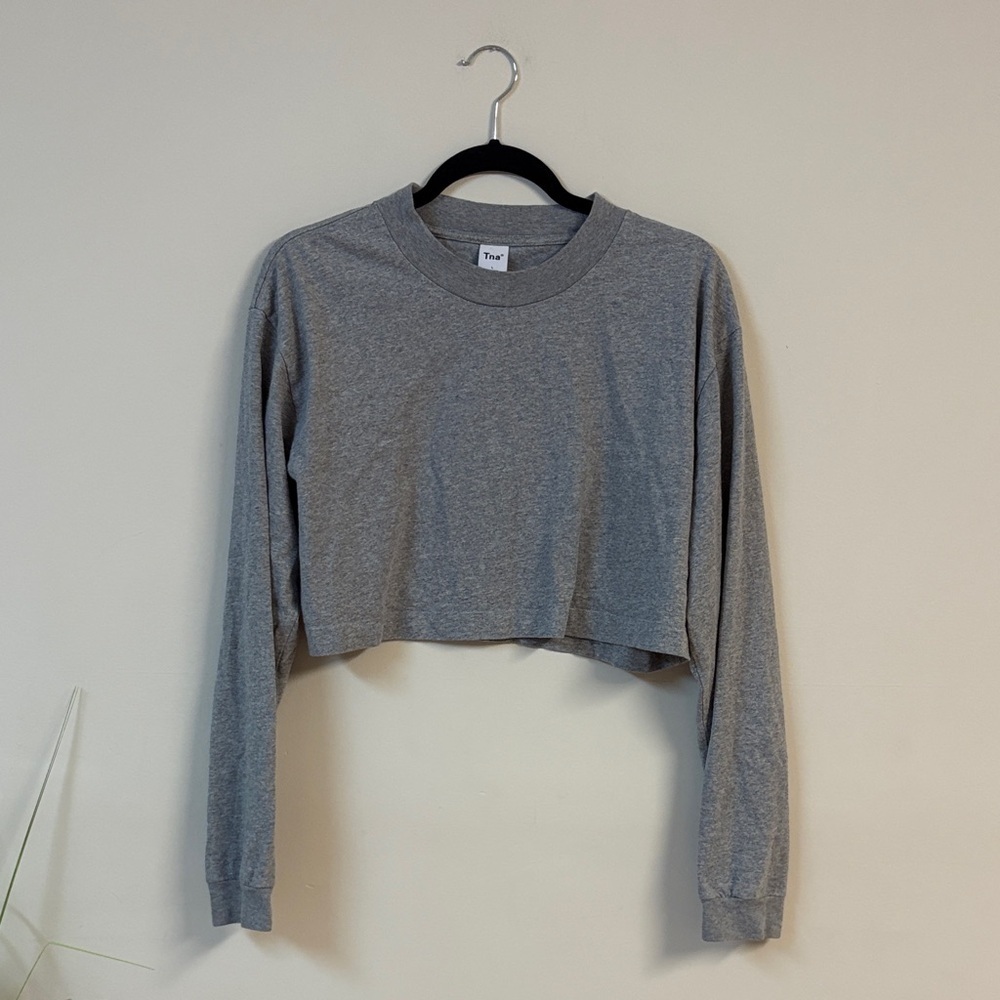 TNA Gray Long Sleeve Crop Top size L - Picture 2 of 4